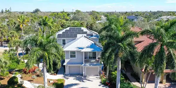 5201 AVENIDA DEL MARE