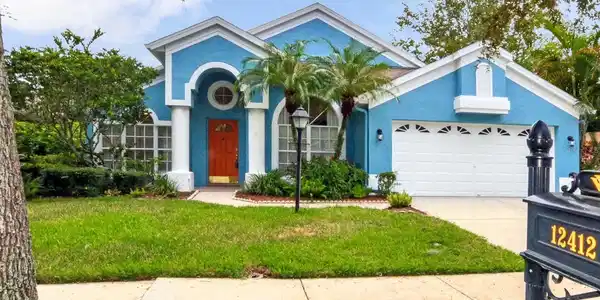 12412 BRISTOL COMMONS