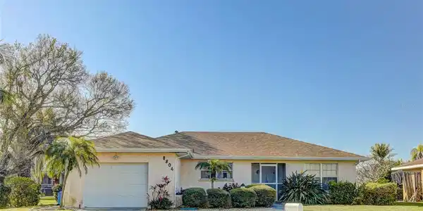 8804 49TH W