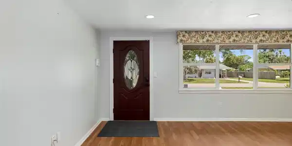 Image 4 Image 4