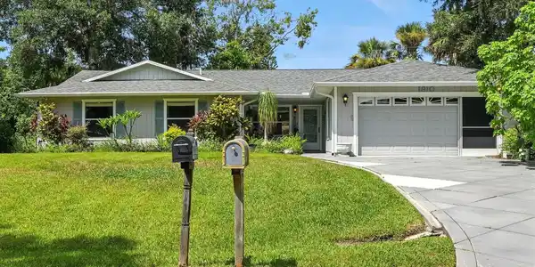 1910 PINE TREE DRIVE