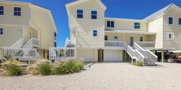 460 GULF BOULEVARD