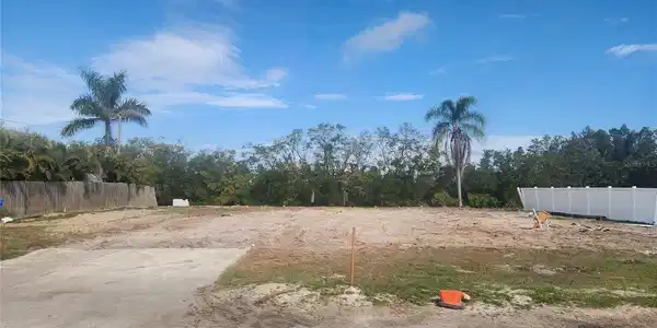 3203 W SHELL POINT ROAD