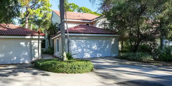 7790 FAIRWAY WOODS DRIVE