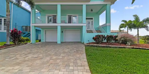 4320 SEAGULL DRIVE