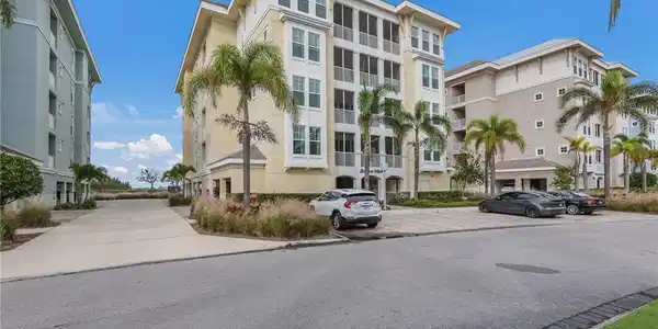 384 ARUBA