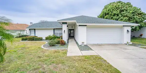 3127 IVYHILL COURT