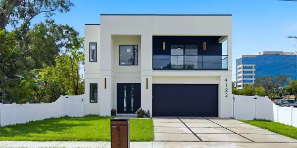4122 W NASSAU STREET