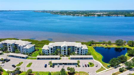 1030 TIDEWATER SHORES LOOP