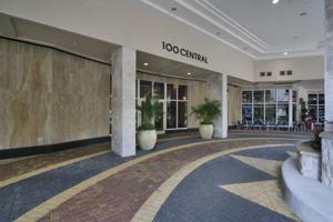 100 CENTRAL