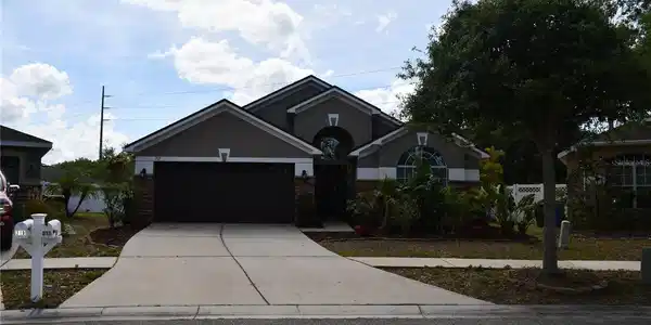 317 DELWOOD BRECK