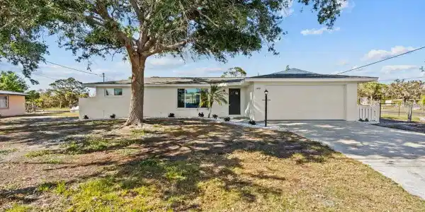 1499 JANET PLACE