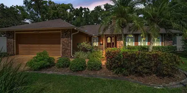 11279 OAKRIDGE TRAIL