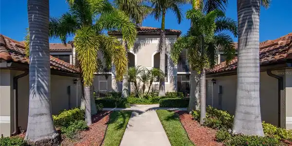 6819 GRAND ESTUARY