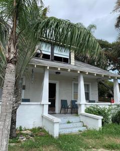 300 N PINE STREET