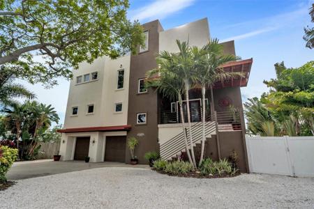 10206 4TH E