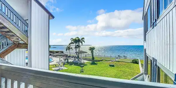812 BAHIA DEL SOL DRIVE