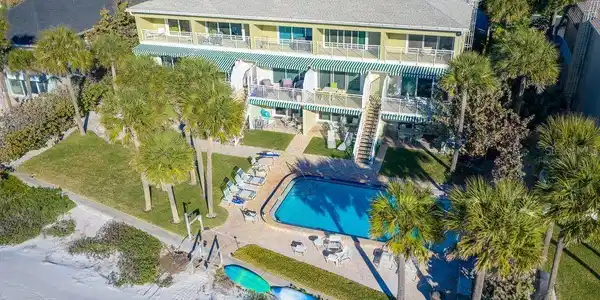 2300 GULF BOULEVARD