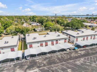 303 RIDGE BOULEVARD