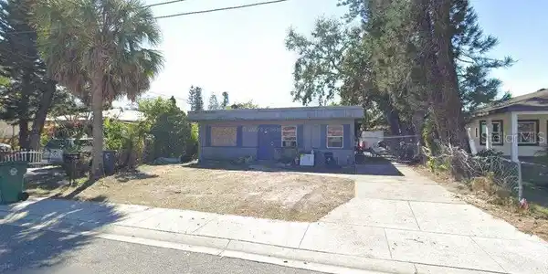 309 12TH STREET W