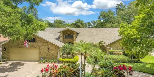 12399 OAKS LANE