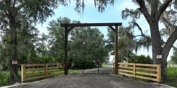 0000 ROBERTS ROAD