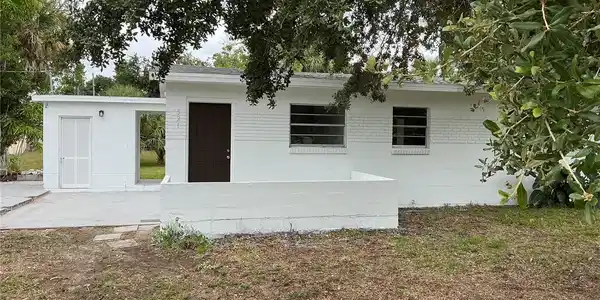 521 SHOWALTER AVENUE