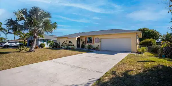 242 ANNAPOLIS LANE