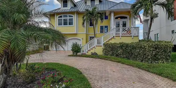 14081 BAYSHORE