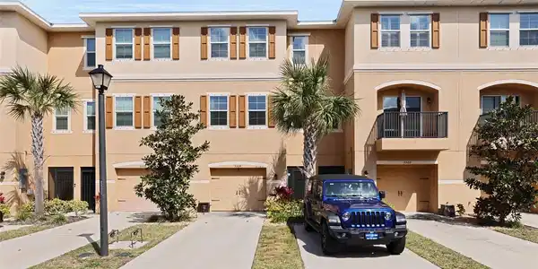 5524 YELLOWFIN COURT