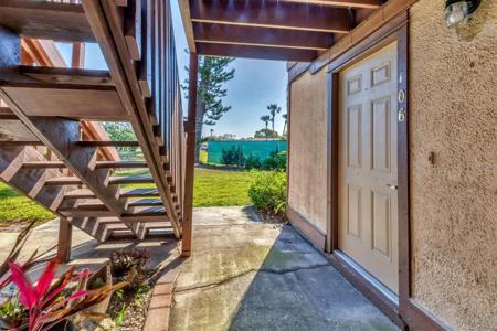 5026 WATER OAK DRIVE