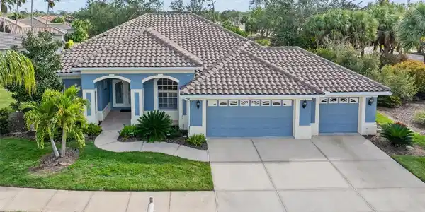 5365 PINE SHADOW LANE