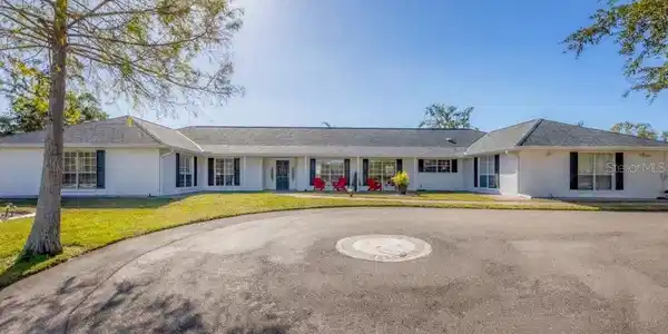 2005 W 21ST STREET W