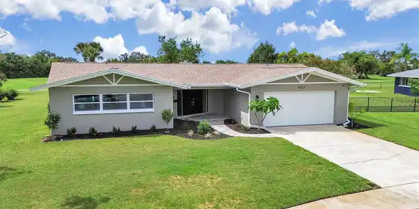 9022 ST ANDREWS DRIVE