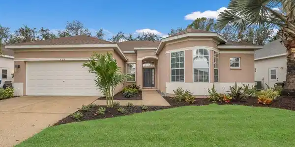 408 36TH NE