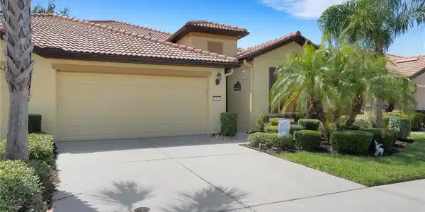 5511 SUNSET FALLS