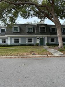 1710 BELLEAIR FOREST DRIVE
