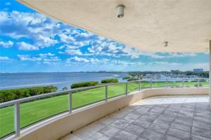 3030 GRAND BAY