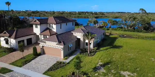 4 CORONADO ROAD