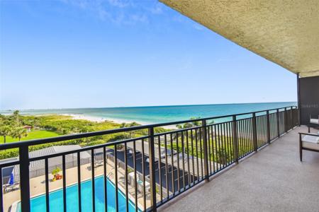 7650 BAYSHORE DRIVE