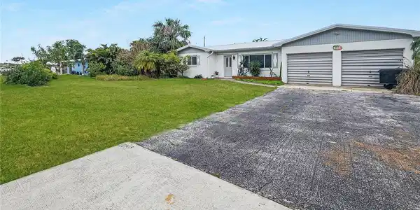 625 POMPANO TERRACE