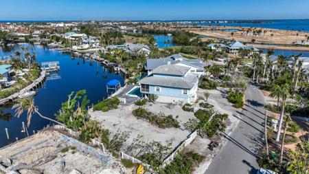 237 HARBOR