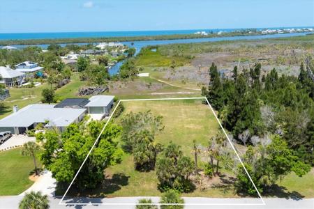 85 GREEN DOLPHIN DRIVE N