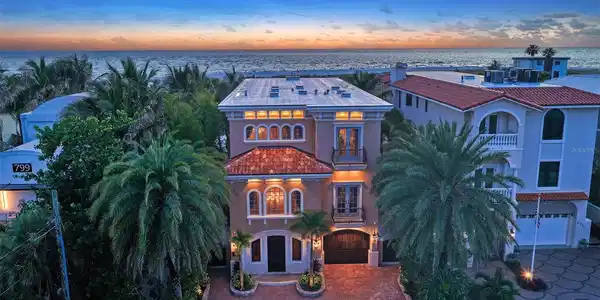 801 N SHORE DRIVE