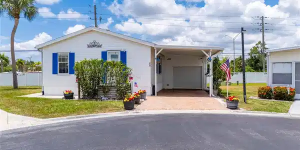 1000 KINGS HIGHWAY