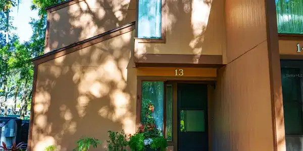 13 BROADMORE CIRCLE