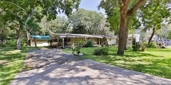 7 MAGNOLIA ROAD