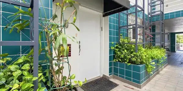 Image 4 Image 4