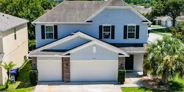 493 HOLLOW GLEN DRIVE