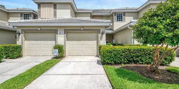 3413 GRAND VISTA COURT